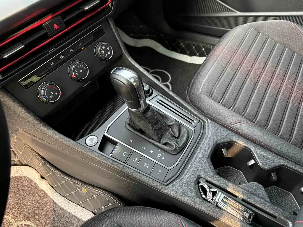 Lavida 2023 280TSI DSG Starry Sky Full Edition купить на сайте DeffCars