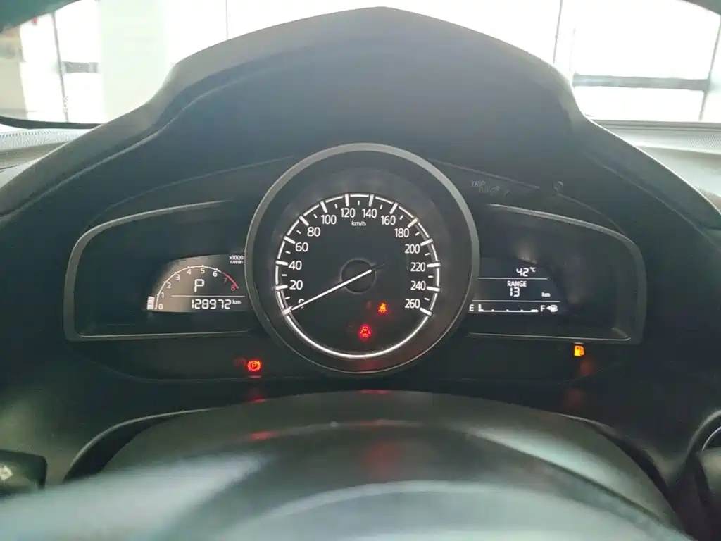 Mazda Axela 2017 Three-Car 1.5L Automatic Luxury Country V купить на сайте DeffCars