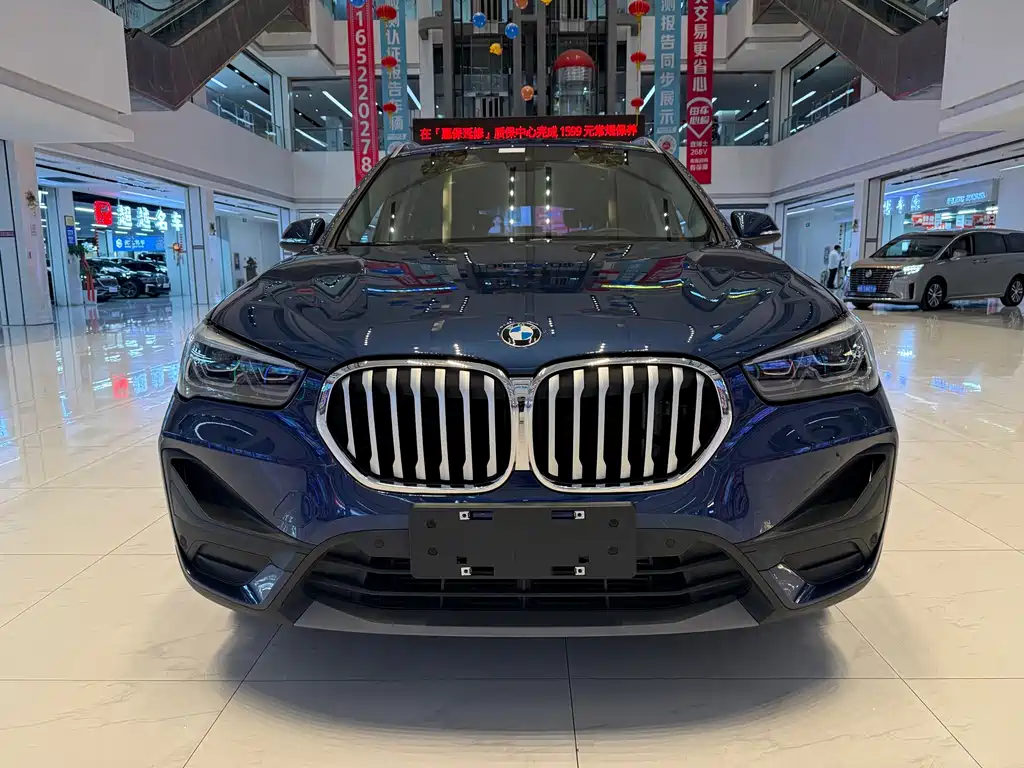 BMW X1 2022 sDrive25Li Leading Model купить на сайте DeffCars