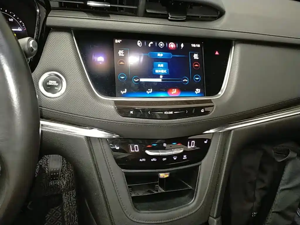 Cadillac XT5 2018 28E four-wheel drive technology купить на сайте DeffCars
