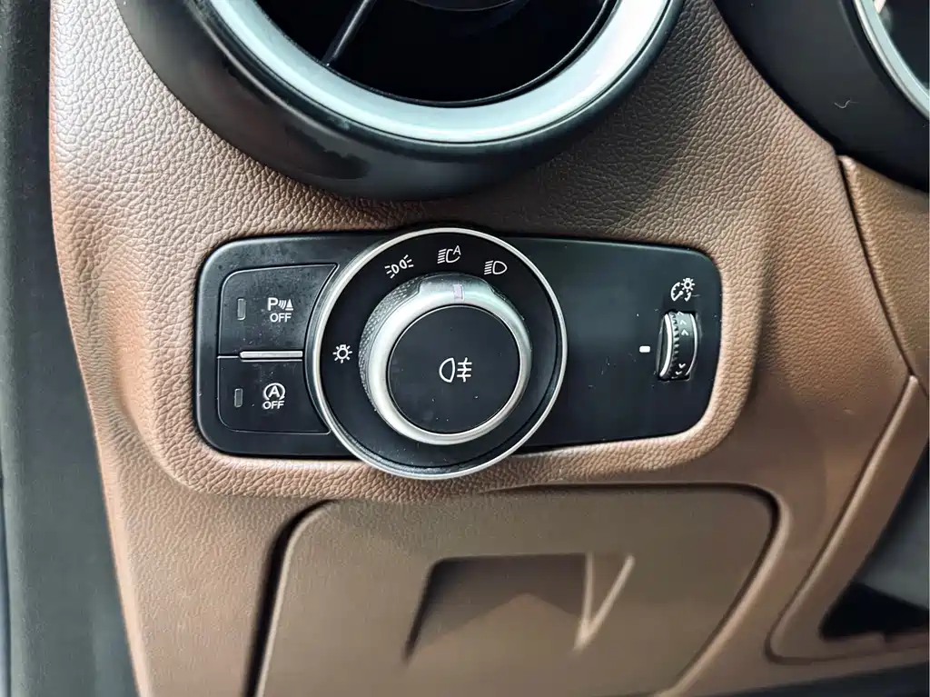 Stelvio 2017 2.0T 200HP Deluxe Edition купить на сайте DeffCars