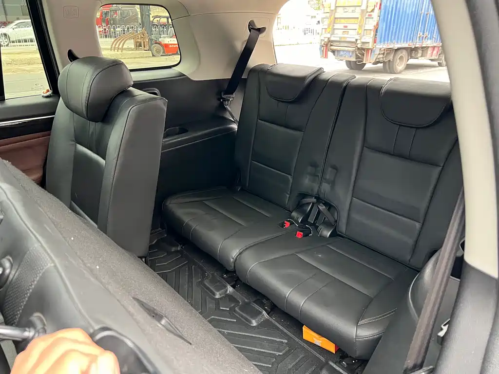 Trumpchi GS8 2017 320T 2WD Luxury Connected Edition (seven seats) купить на сайте DeffCars