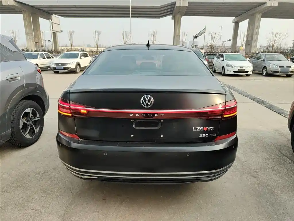 Passat 2022 330TSI Starry Sky Deluxe Edition купить на сайте DeffCars