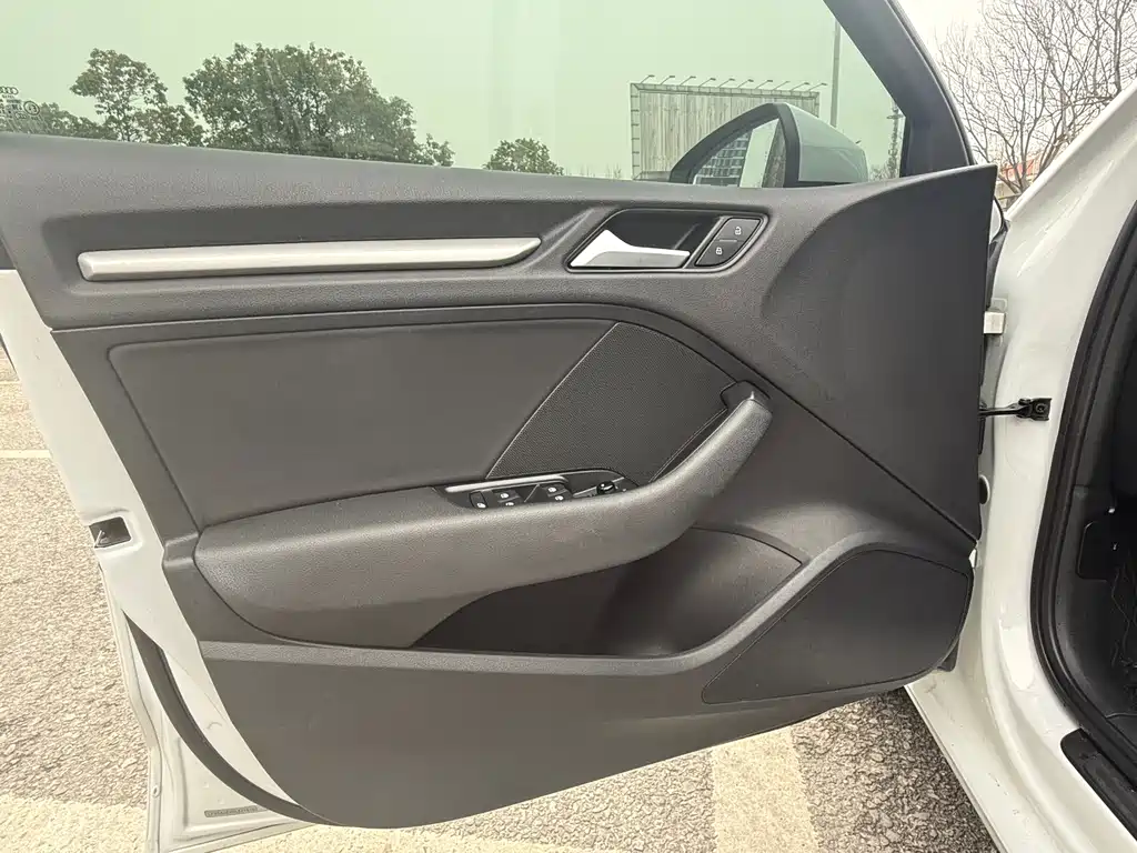 Audi A3 2020 Limousine 35 TFSI Enterprising National VI купить на сайте DeffCars