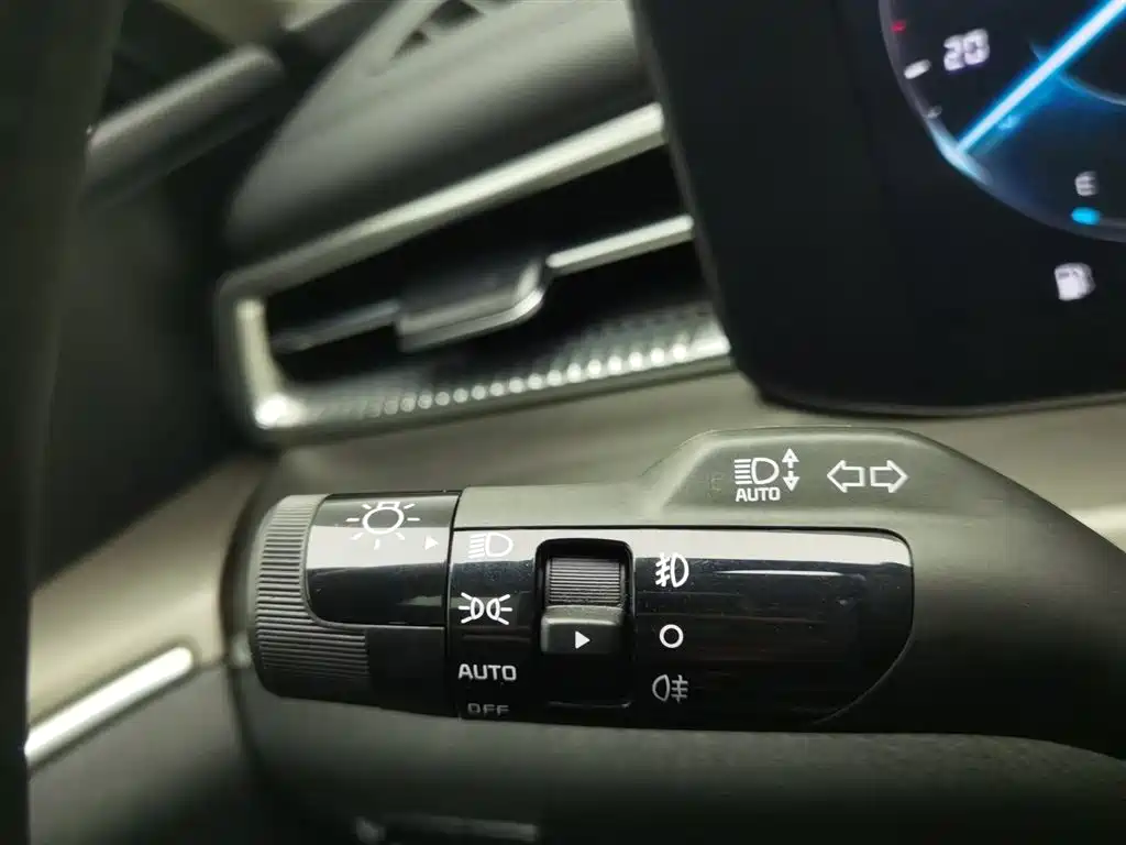 Kia K5 2020 380T GT-Line Premium Technology Edition купить на сайте DeffCars