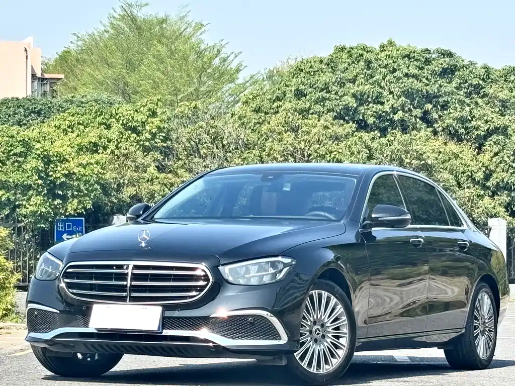 Mercedes-Benz E-Class 2023 E 300 L Luxury Model купить на сайте DeffCars