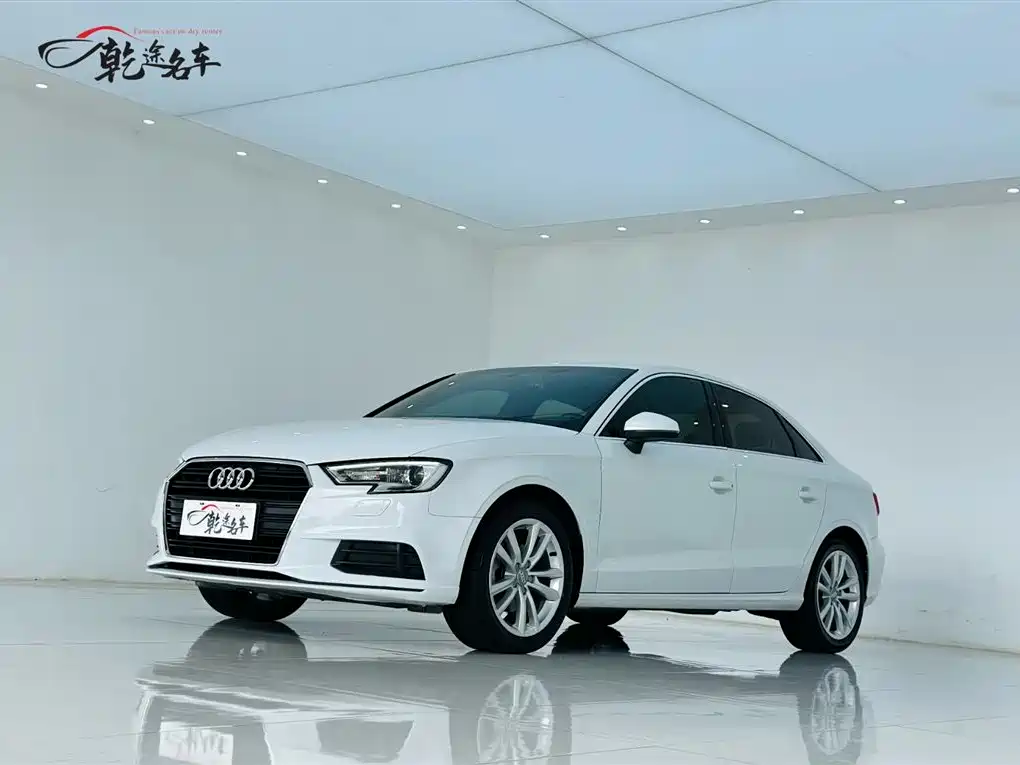 Audi A3 2017 Limousine 35 TFSI Enterprising купить на сайте DeffCars