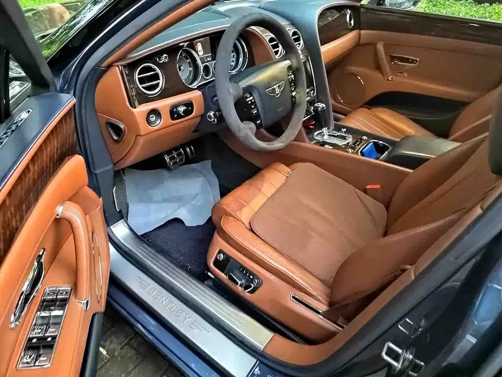 Flying Spur 2014 4.0T V8 Premium Edition купить на сайте DeffCars
