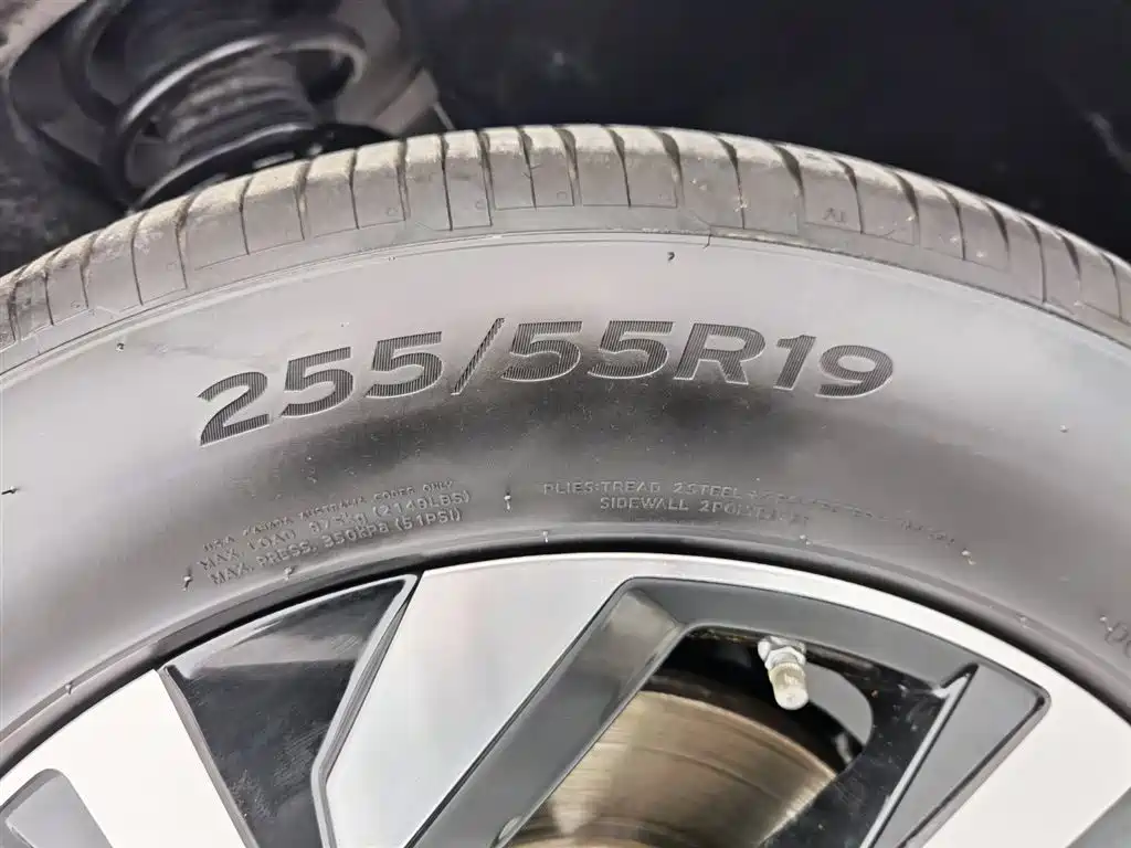 Touron 2023 380TSI four-wheel drive luxury version купить на сайте DeffCars