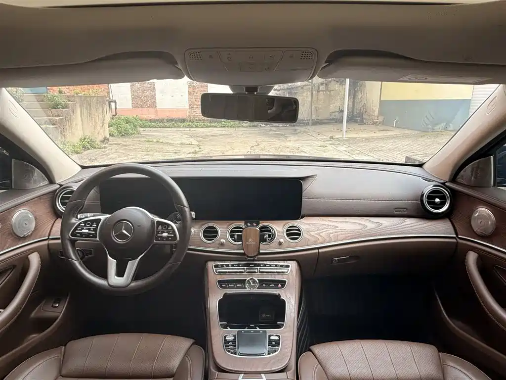 Mercedes-Benz E-Class 2020 facelift E 260 L купить на сайте DeffCars