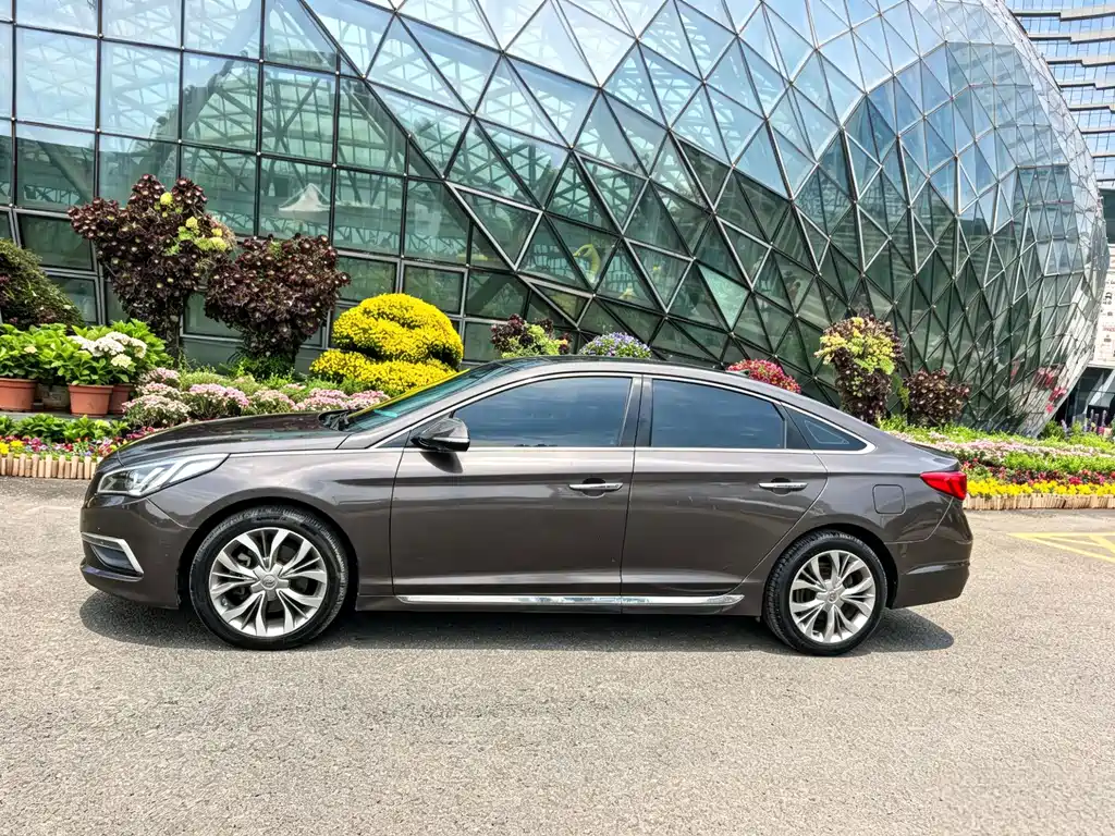 Sonata 2015 2.4L DLX Premium купить на сайте DeffCars