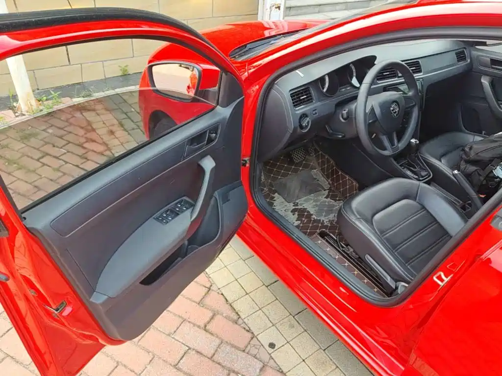 Xindong 2019 facelift 1.5L automatic standard version National V купить на сайте DeffCars