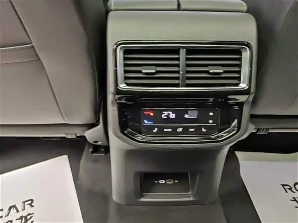 Touron 2022 380TSI four-wheel drive luxury version купить на сайте DeffCars