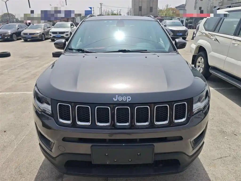 Compass 2017 200T Automatic Home Edition купить на сайте DeffCars