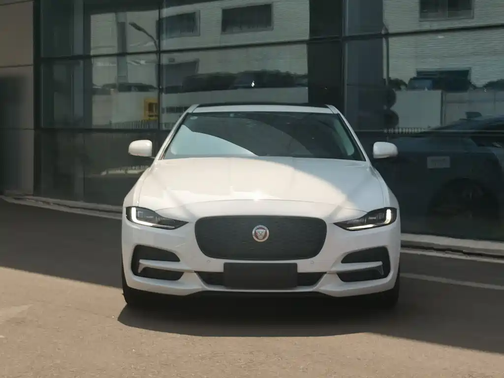 Jaguar XEL 2021 2.0T 250PS S Advanced and Elegant Edition купить на сайте DeffCars