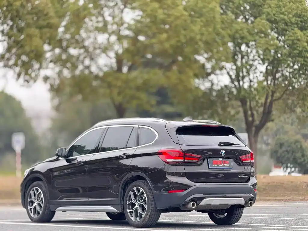 BMW X1 2020 sDrive20Li Exclusive Model купить на сайте DeffCars