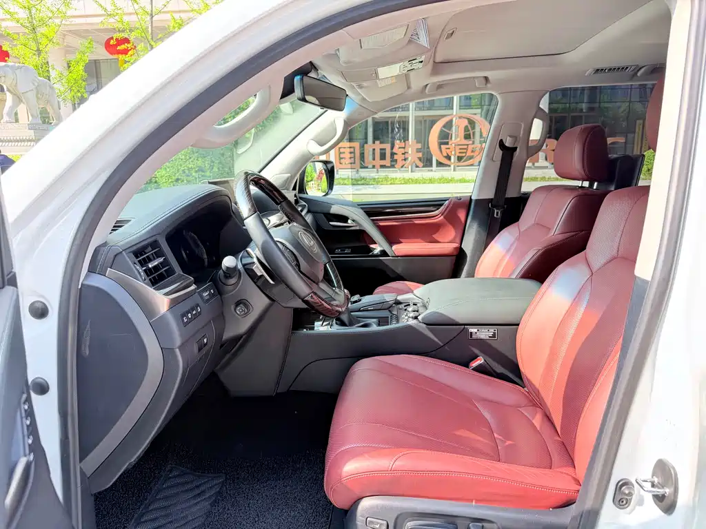 Lexus LX 2019 570 Premium Luxury Edition купить на сайте DeffCars