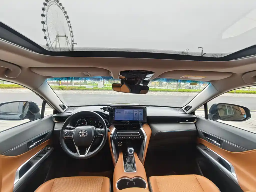Vesa 2022 2.0L CVT two-wheel drive premium version купить на сайте DeffCars