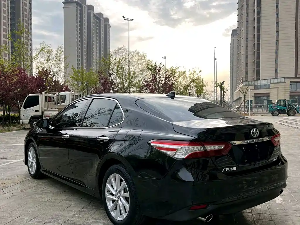 Camry 2021 2.0G Deluxe Edition купить на сайте DeffCars