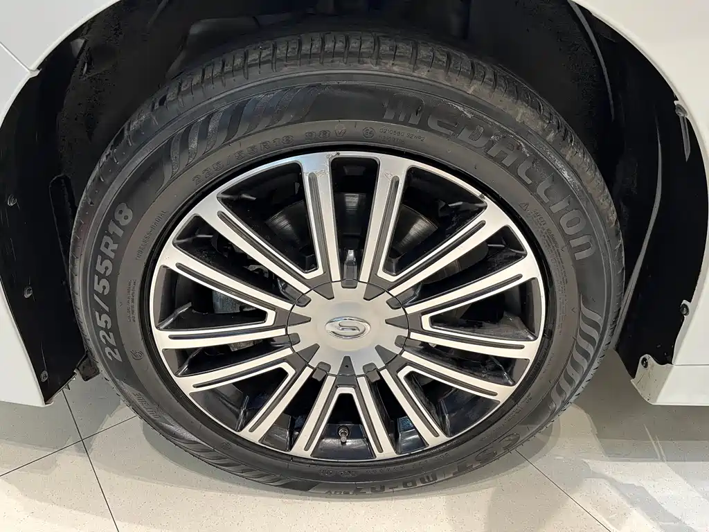 Trumpchi M8 2023 Lingxiu Series 390T Flagship Edition купить на сайте DeffCars