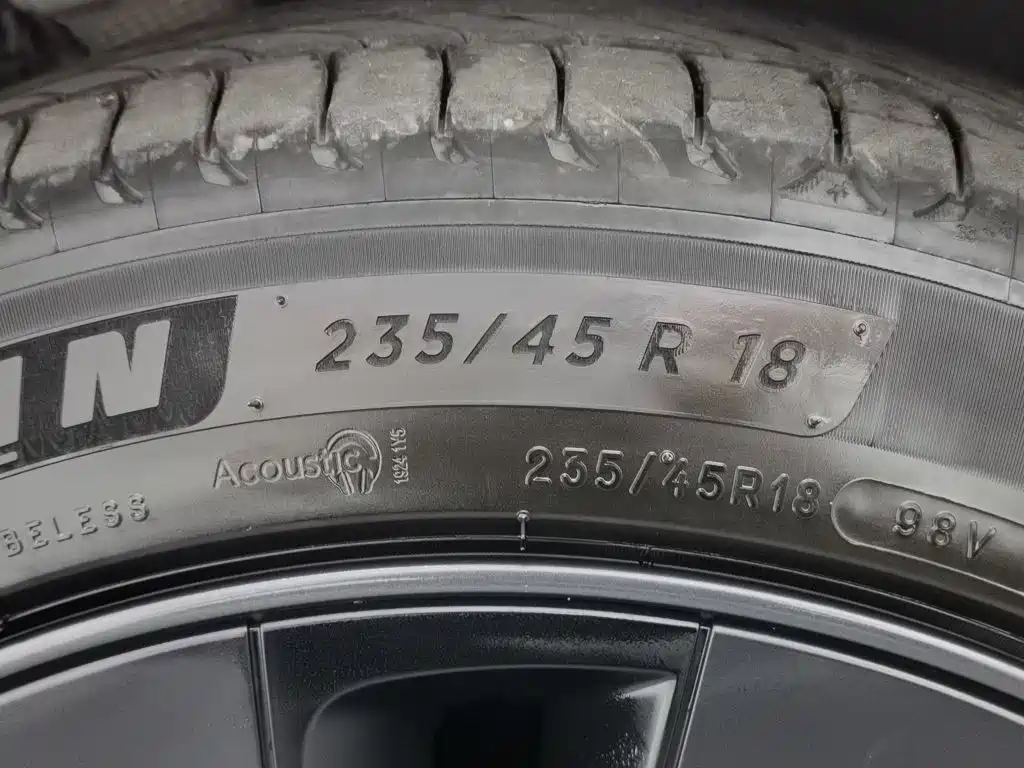 Model 3 2023 rear-wheel drive version купить на сайте DeffCars
