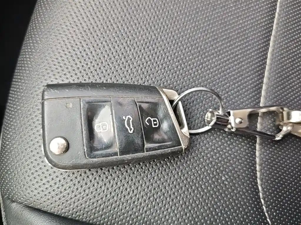 Jetta VS5 2022 280TSI Automatic Enjoyment Pro купить на сайте DeffCars