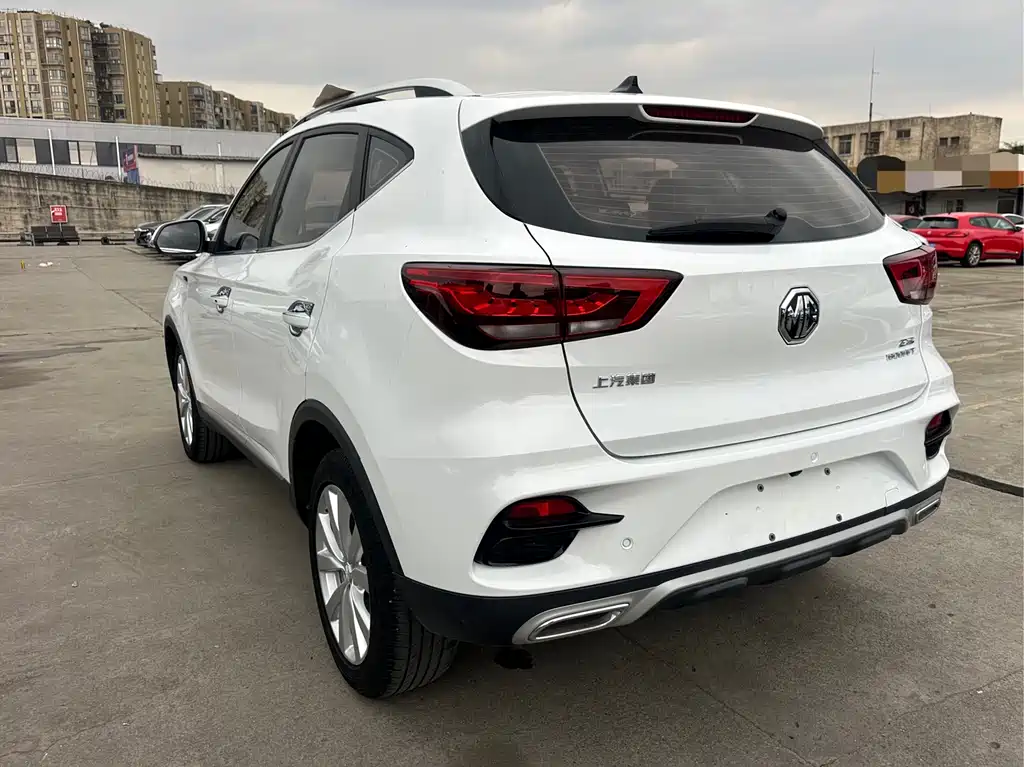 MG ZS 2022 180DVVT automatic sports version купить на сайте DeffCars