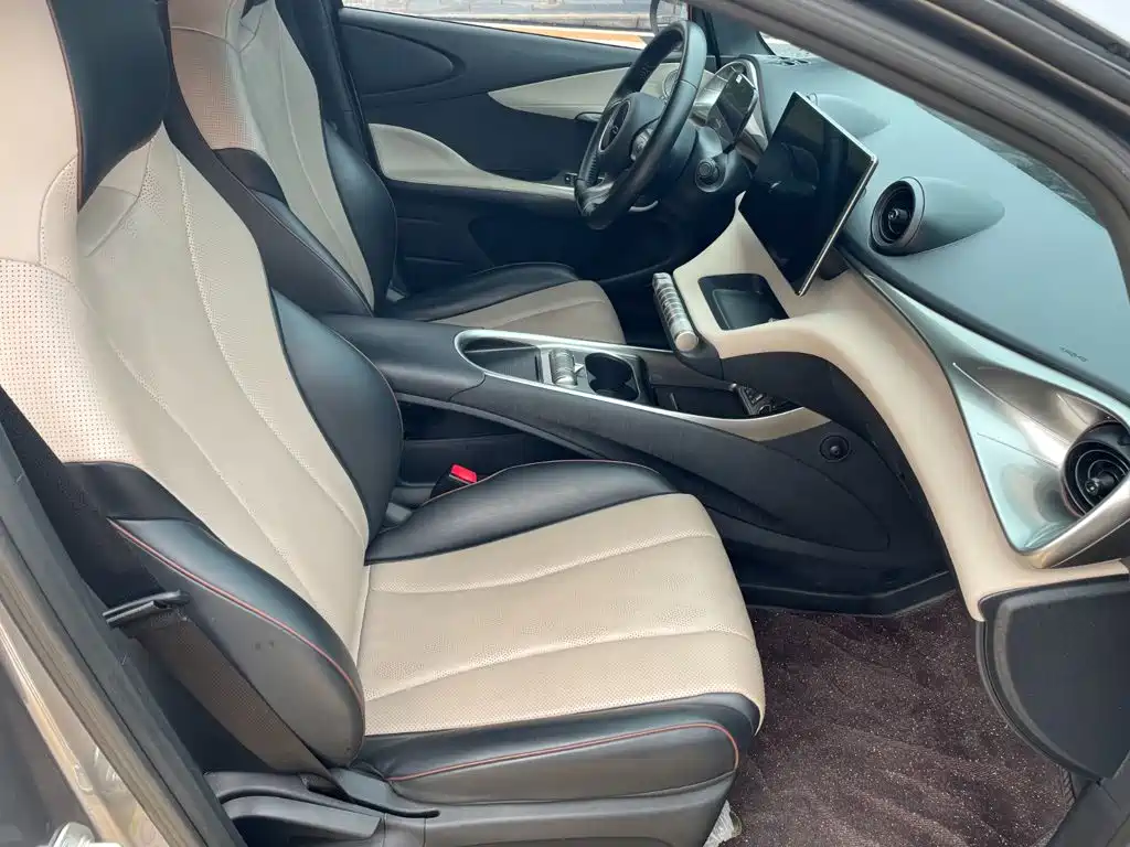 Dolphin 2024 Honor Edition 420km Free купить на сайте DeffCars