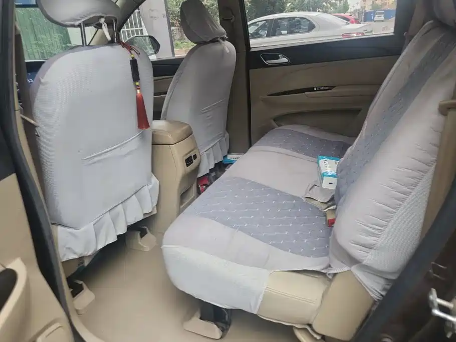 Baojun 730 2016 1.5L manual standard type 5 seats купить на сайте DeffCars