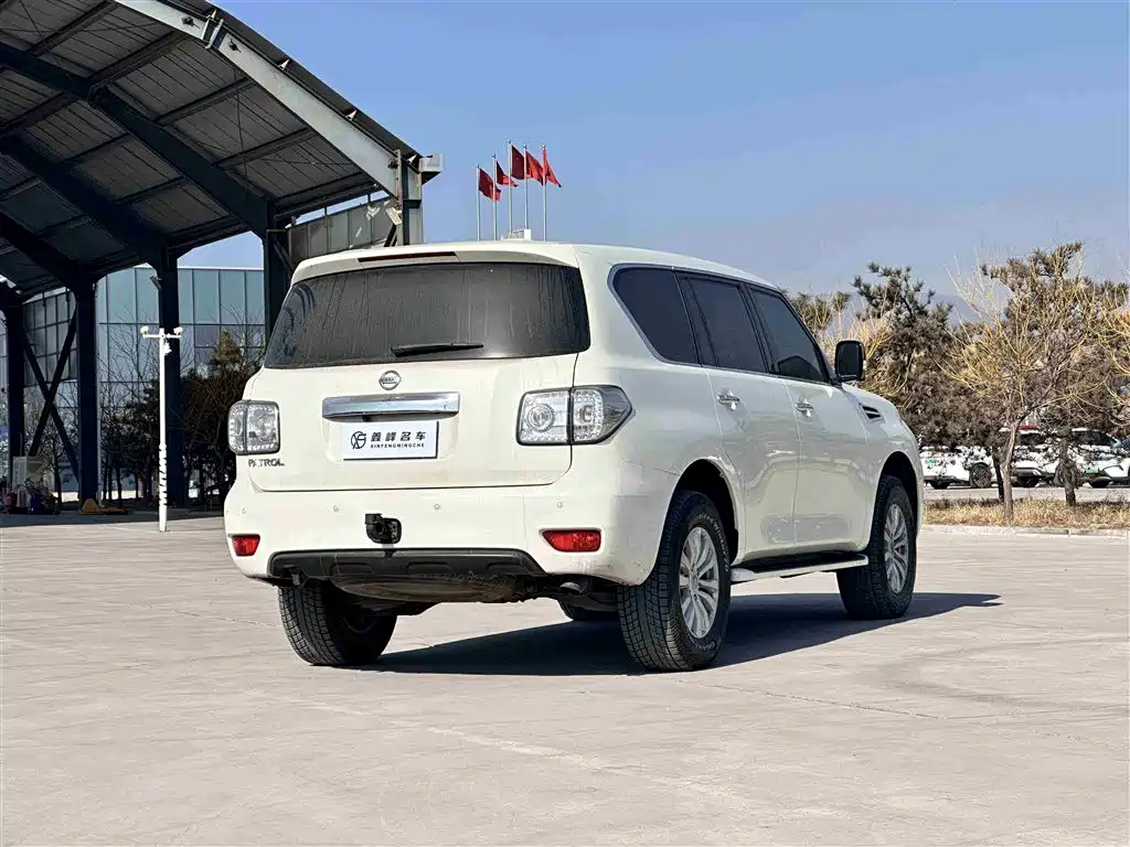 Patrol 2018 4.0L LinkedIn model купить на сайте DeffCars