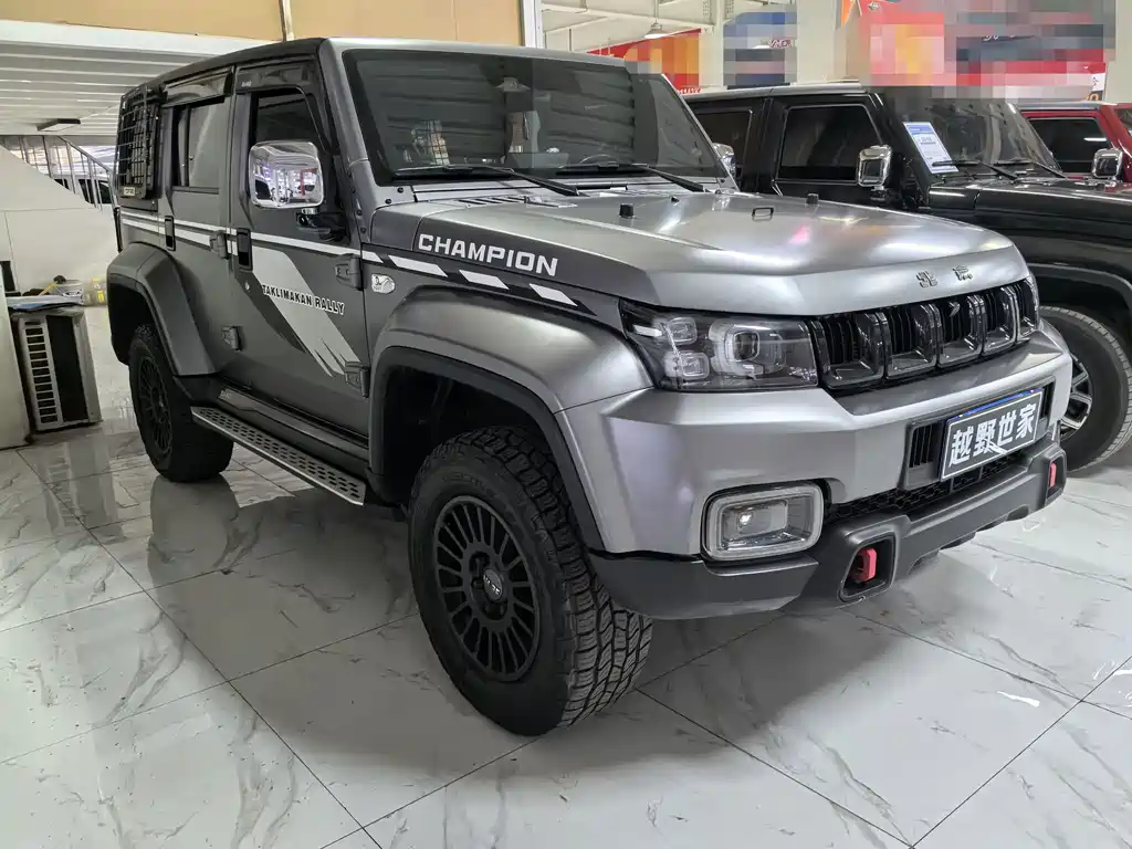 Beijing off-road BJ40 2023 2.0T automatic four-wheel drive ring tower championship version купить на сайте DeffCars