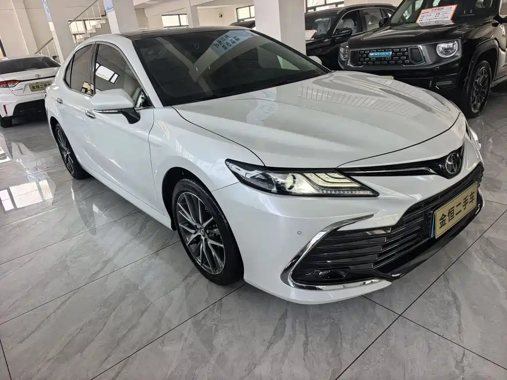 Camry 2023 2.5G Deluxe Edition купить на сайте DeffCars