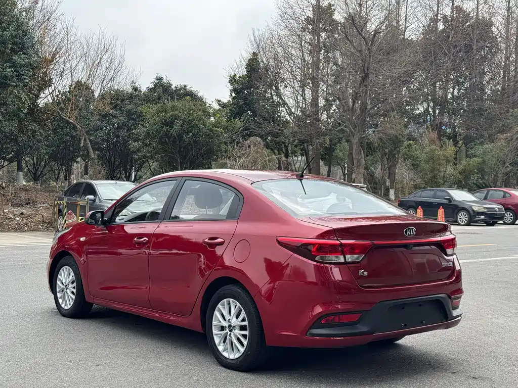 Kia K2 2017 Sedan 1.4L AT GLS купить на сайте DeffCars