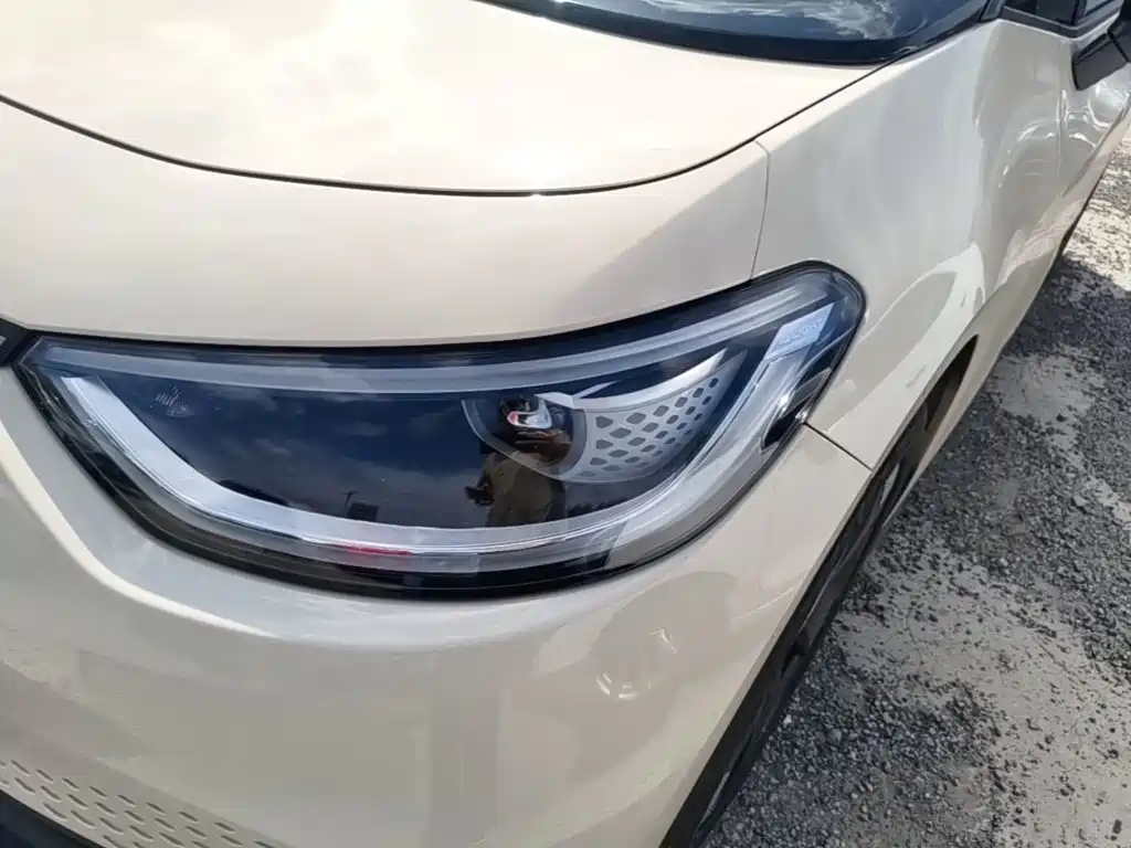 Volkswagen ID.3 2025 facelift, smart version, extremely smart version купить на сайте DeffCars