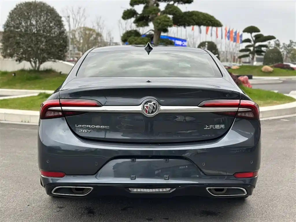 LaCrosse 2019 28T Premium Model купить на сайте DeffCars