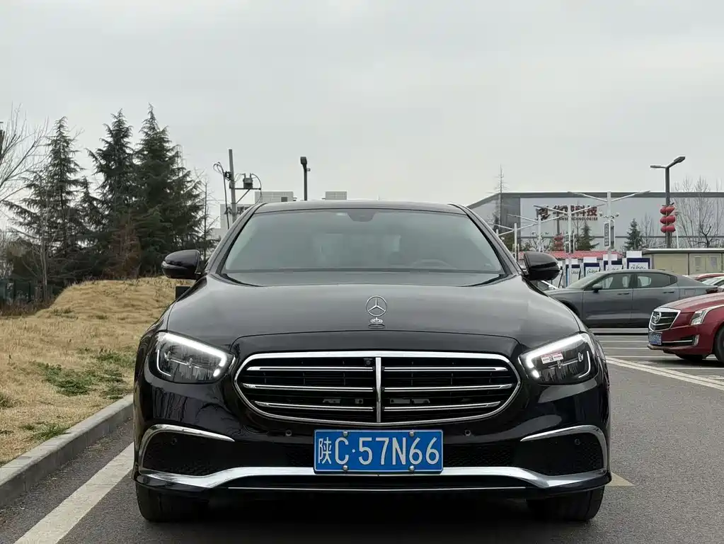 Mercedes-Benz E-Class 2023 E 300 L Luxury Model купить на сайте DeffCars
