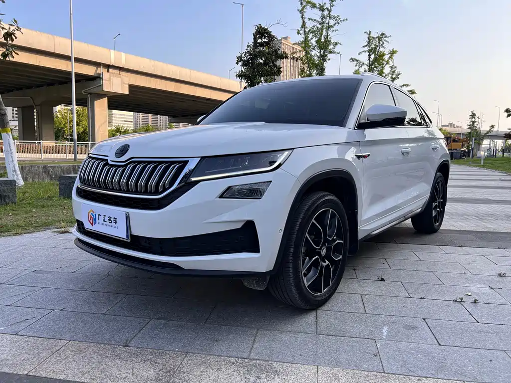 Kodiak GT 2019 TSI330 2WD Deluxe Edition National VI купить на сайте DeffCars