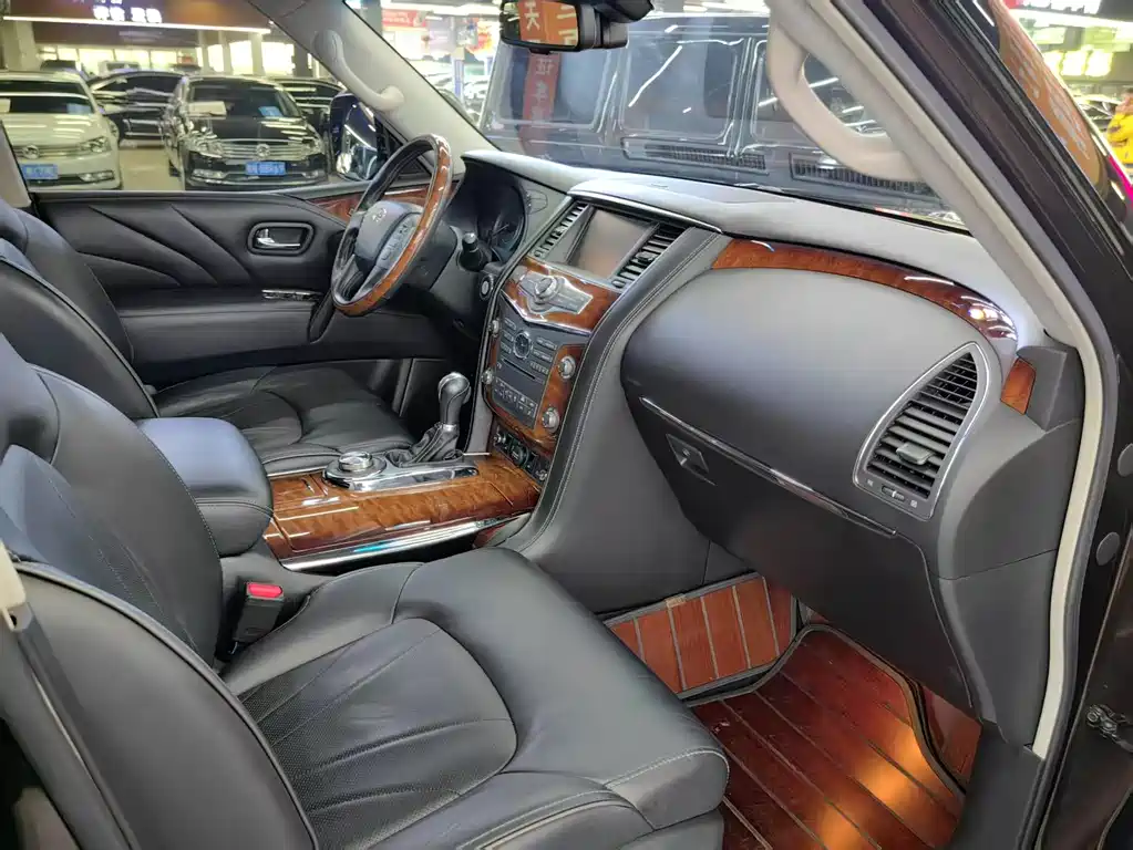 Infiniti QX80 2016 5.6L 4WD купить на сайте DeffCars