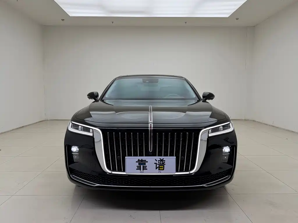 Hongqi H9 2023 2.0T Zhilian Flagship Edition купить на сайте DeffCars