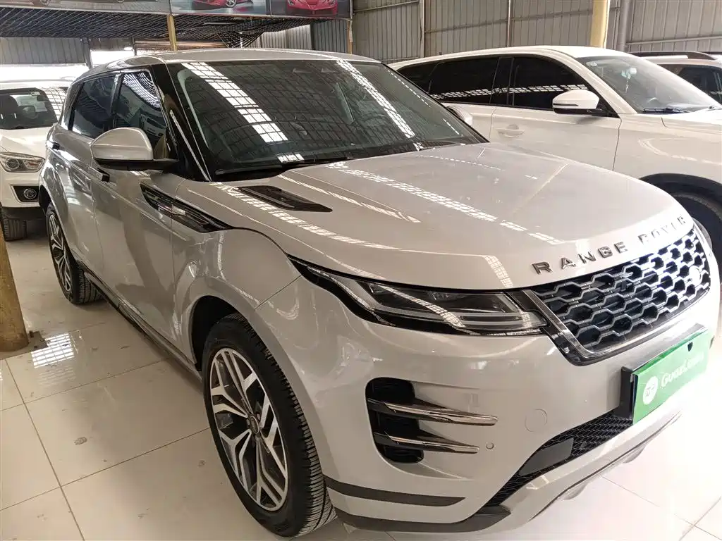 Range Rover Evoque 2022 Evoque L 249PS R-Dynamic Deluxe Edition купить на сайте DeffCars