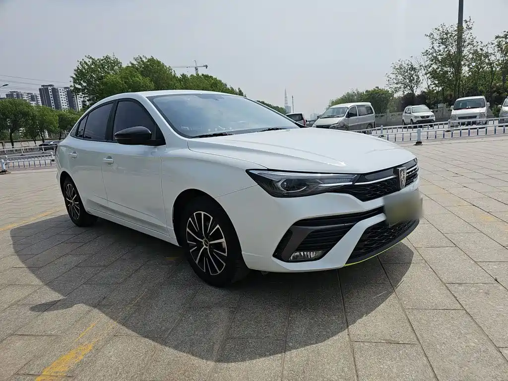 Roewe i5 2021 1.5L CVT Platinum Edition купить на сайте DeffCars