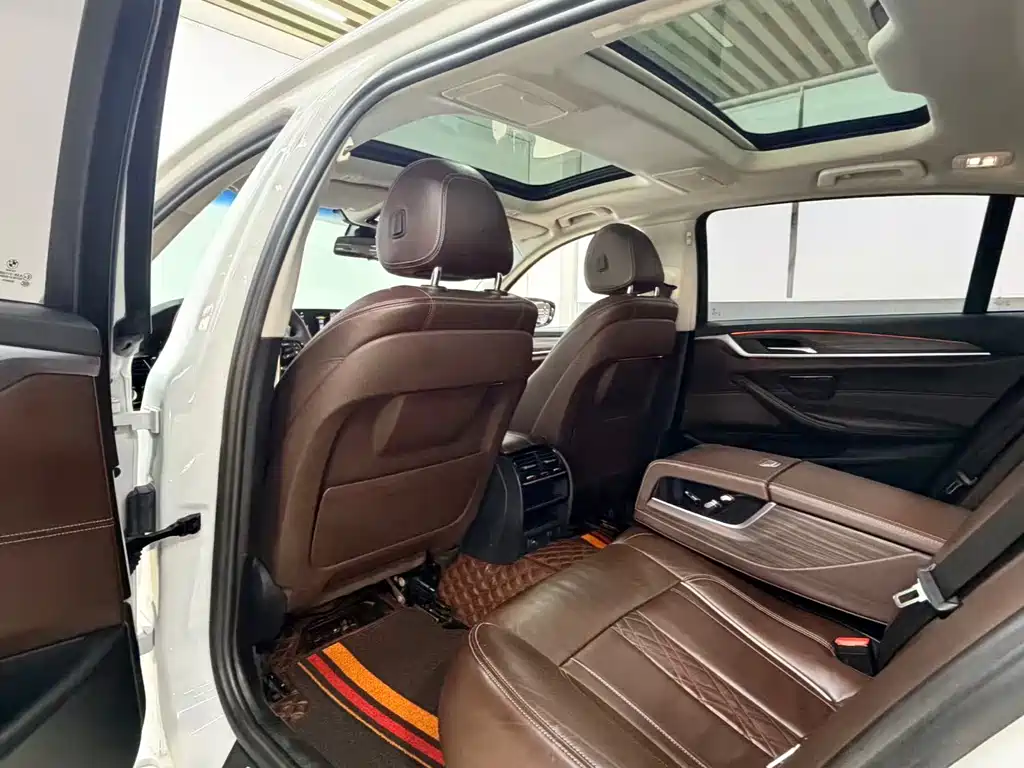 BMW 5 Series 2018 facelift 530Li xDrive luxury package купить на сайте DeffCars