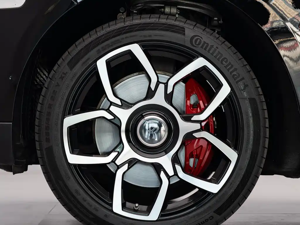 Cullinan 2018 five-seater version купить на сайте DeffCars