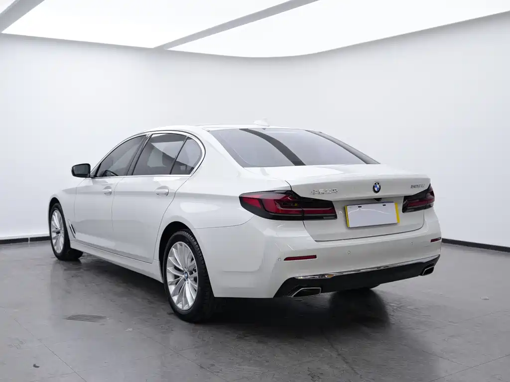 BMW 5 Series 2021 525Li Luxury Package купить на сайте DeffCars