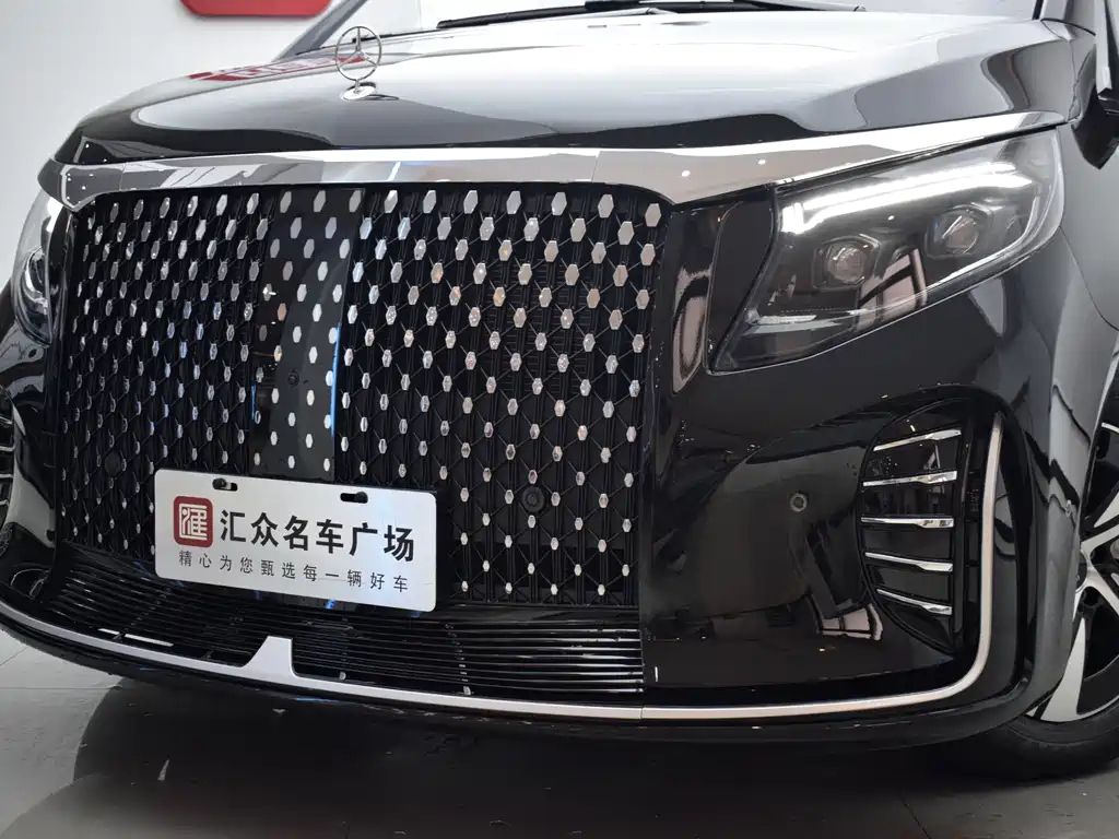 Vito 2024 2.0T Business Edition 7 seats купить на сайте DeffCars