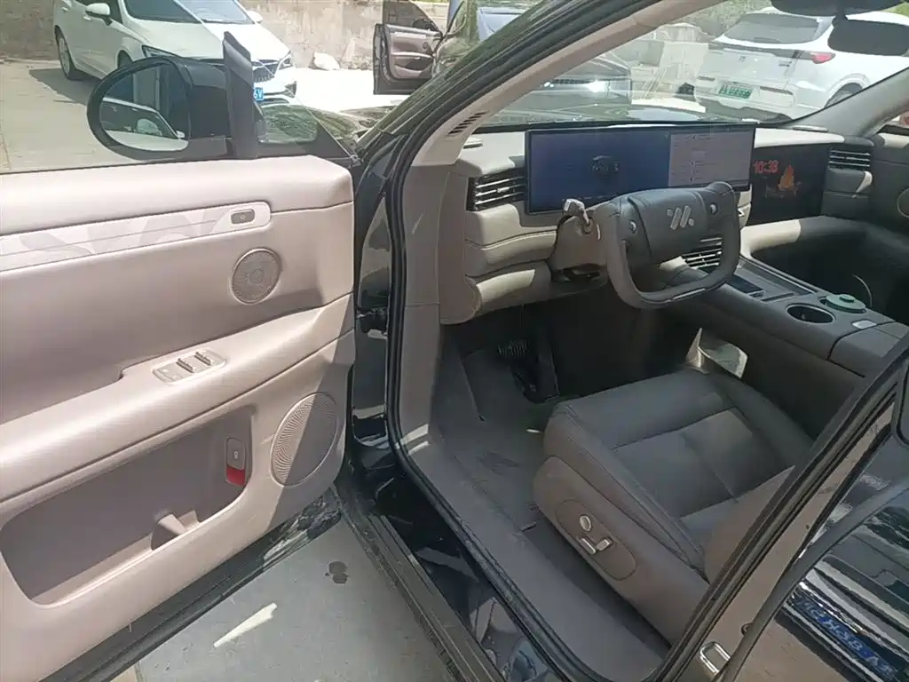 Zhiji LS6 2026 extended range 66 Max+ купить на сайте DeffCars