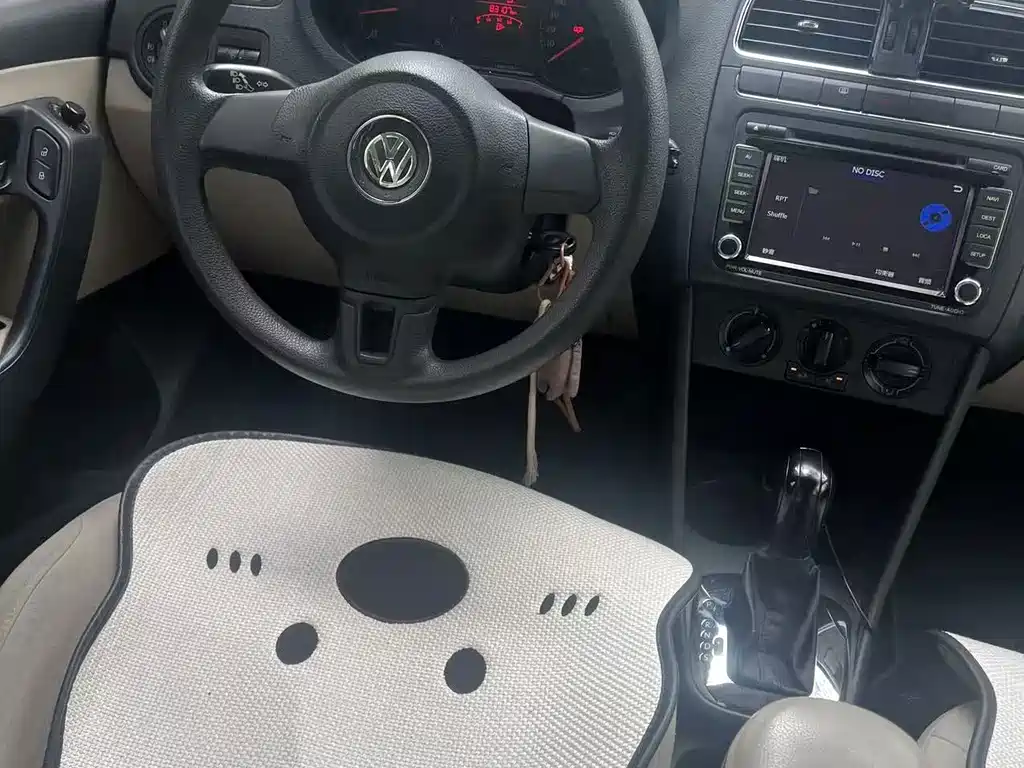 Polo 2013 1.4L automatic comfort version купить на сайте DeffCars