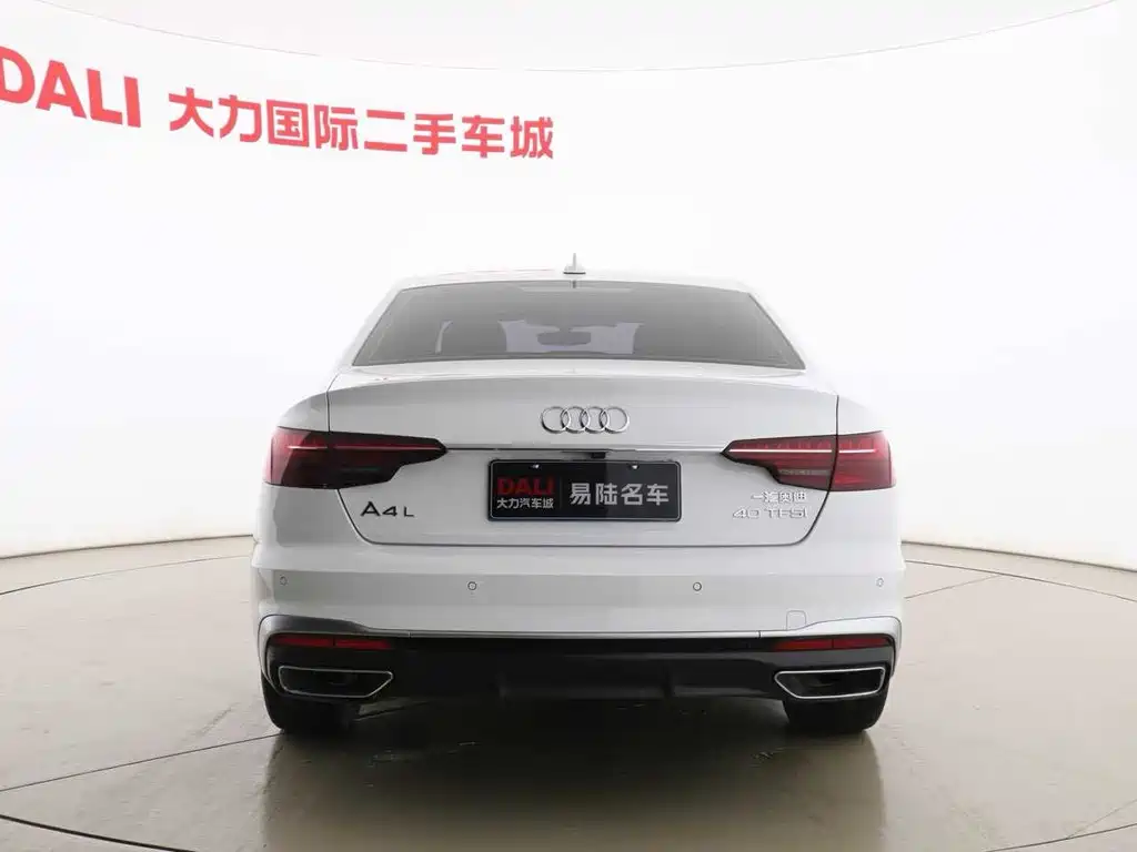 Audi A4L 2022 40 TFSI Fashionable and Dynamic купить на сайте DeffCars