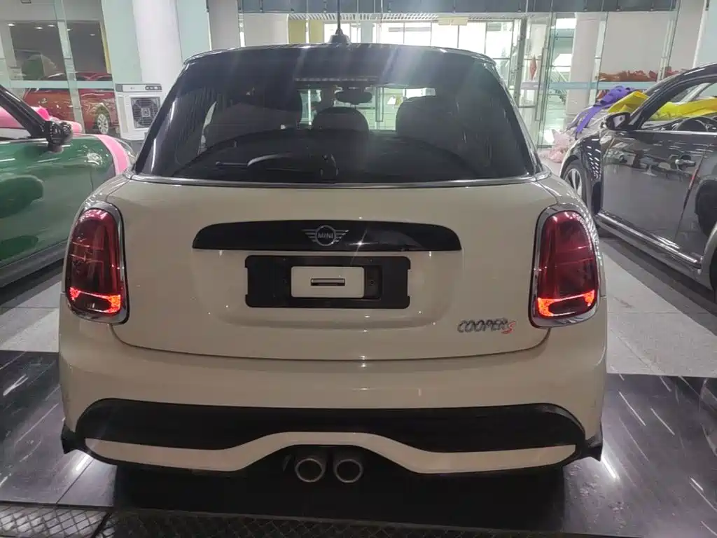 MINI 2022 2.0T COOPER S Classic Five-door Edition купить на сайте DeffCars