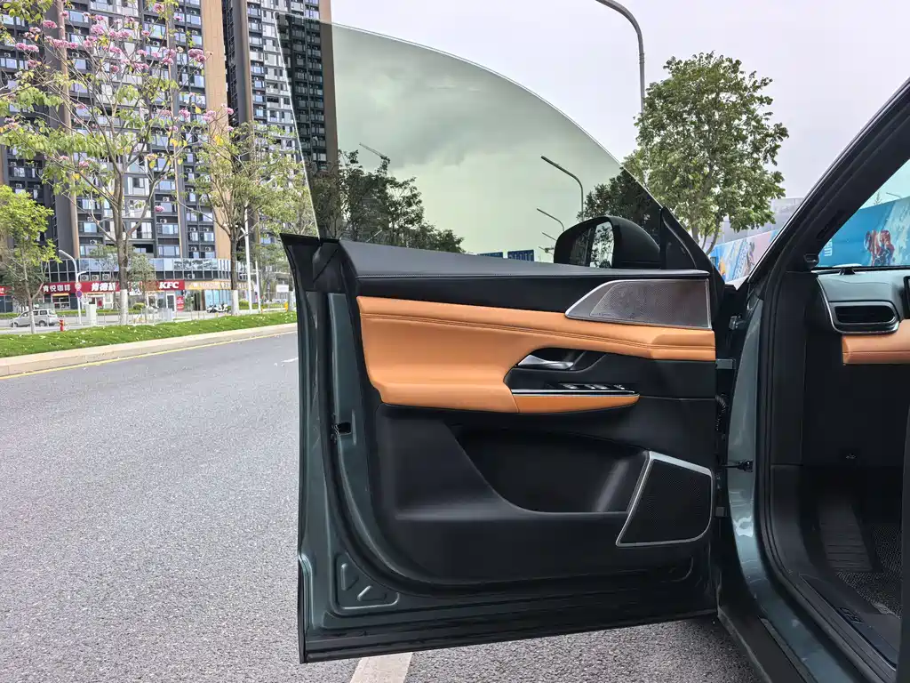 Xpeng G9 2024 model 702 Max купить на сайте DeffCars